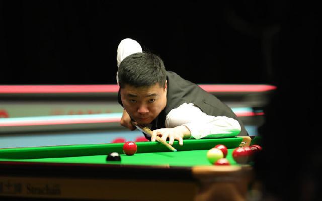 的成功举办 的成功举办